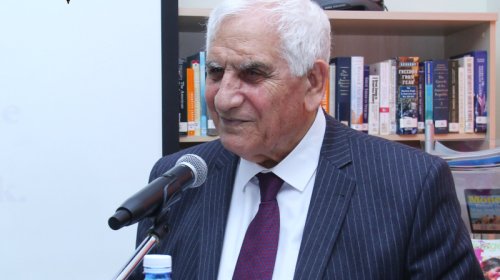 Xalq şairi xəstəxanaya yerləşdirildi, vəziyyəti ağır-stabildir