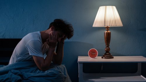 Gecə vaxtı insult riskini artıran bir vərdiş müəyyən edildi