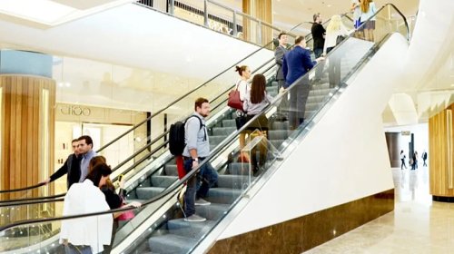 Bu ərazidə ticarət mərkəzi tikiləcək