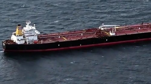 Rusiya neft tankeri qeyri-adi marşrutla Çinə çatdı