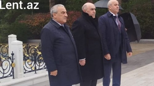 Zakir Qaralovla Rüstəm Usubov Fəxri Xiyabanda - FOTO
