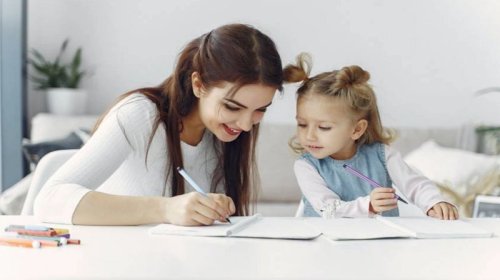 İşləyən anaların övladlarının təhsili ilə bağlı nazirdən açıqlama