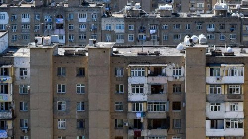 Köhnə binalarda yaşayanların nəzərinə: "Ev pulu" artırılır?