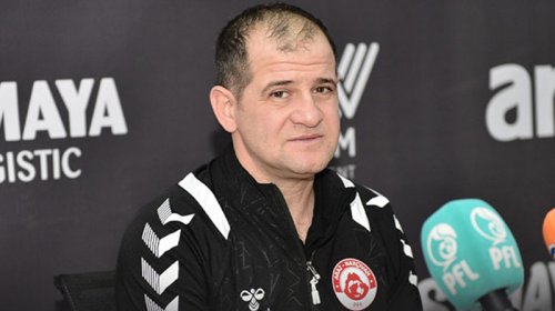 Elmar Baxşıyev istefaya göndərildi