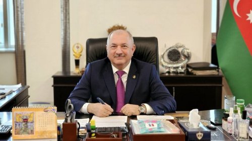 İcra başçısı "TikTok"dakı videoya görə onu məhkəməyə verdi - 100 manat aldı