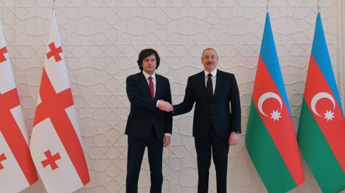 İrakli Kobaxidze Azərbaycan Prezidentinə zəng etdi