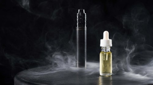 Elektron siqaret qadağası bu tarixdə qüvvəyə minəcək