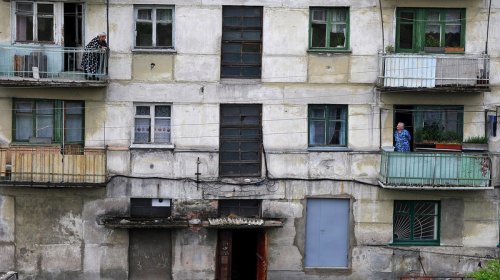 
Bakıda qəzalı binaların söküntüsü niyə ləngiyir? &ndash;SƏBƏBLƏR