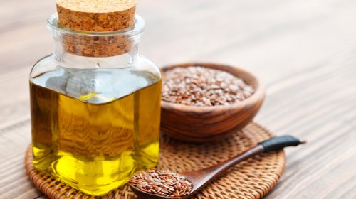 Gündə 16 qram kətan toxumu şəkəri aşağı salır