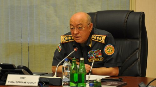 Nazir 10 il rəis işləyən polkovniki təqaüdə göndərdi