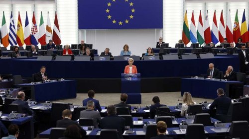 Avropa Parlamenti Qrenlandiyanı Trampdan xilas etməyin yolunu təklif etdi