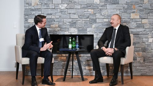 İlham Əliyev Davosda "Brookfield Asset Management" şirkətinin prezidenti ilə görüşdü - FOTO