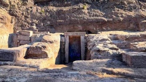 Roma divarlarının arxasında 2400 illik Herakl məbədi və elit qəbiristanlıqlar tapıldı