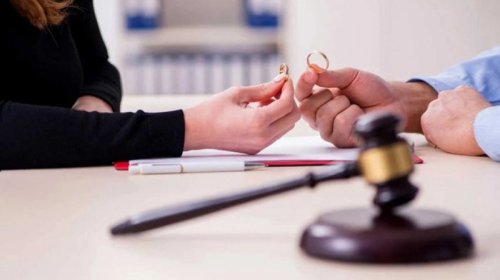 Boşanmalara səbəb böyüklərin müdaxiləsidir?
