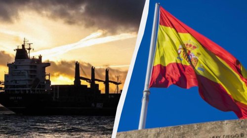 Sanksiyalara baxmayaraq Aİ ölkəsi Rusiyanın "kölgə donanması" tankerini dəstəkləyir