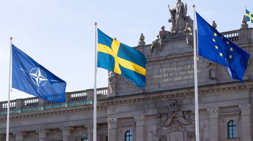 İsveç Britaniya və Fransanın nüvə silahlarını ölkədə yerləşdirməyi müzakirə edir