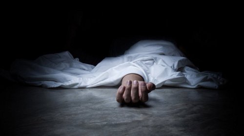 Cəlilabadda qardaşı uşaqlarını baltalayan şəxs öldü