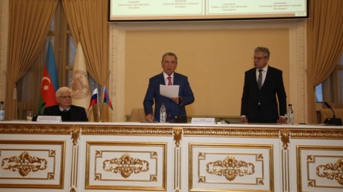 Ramiz Mehdiyevin Rusiyaya zəng edərək danışdığı qadının kimliyi məlum oldu