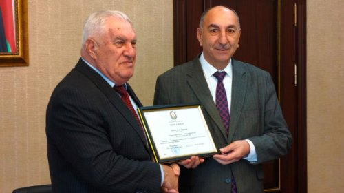 İcra başçısı yeni təyin etdiyi köməkçisini işdən çıxardı