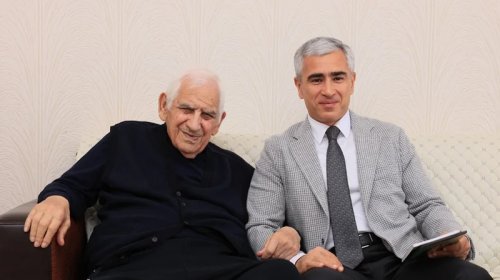 Anar Ələkbərov Nəriman Həsənzadəni evində ziyarət etdi - FOTO