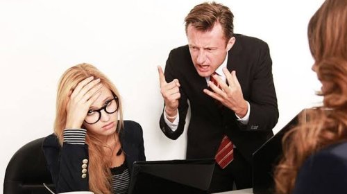 İş yerində kimlər daha çox bulinq məruz qalır?