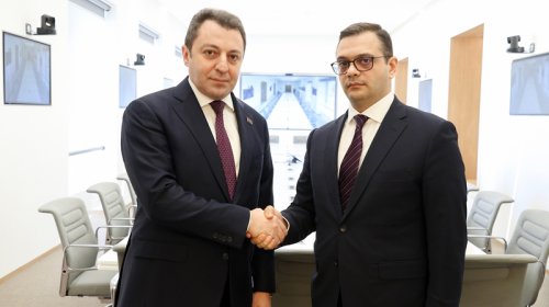 Azərbaycan və Ermənistan xarici işlər nazirlərinin müavinləri Cenevrədə görüşdü - FOTO