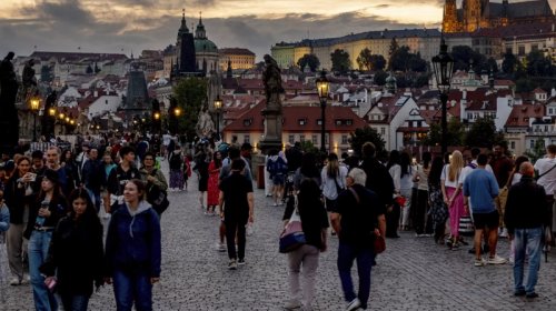 2025-ci ildə ABŞ-ı 150.000 nəfər tərk edib