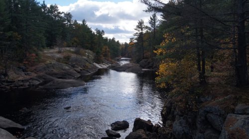 Geoloqlar dünyanın ən qədim suyunu tapdı: Dadı necədir?