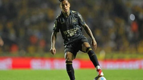 "Arsenal" bu müdafiəçi üçün rəsmi təklif göndərdi