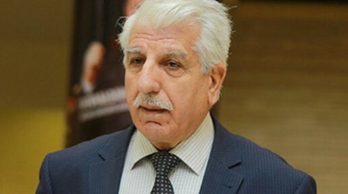 Teatrdan uzaqlaşdırılan Valeh Kərimov işinə bərpa olundu