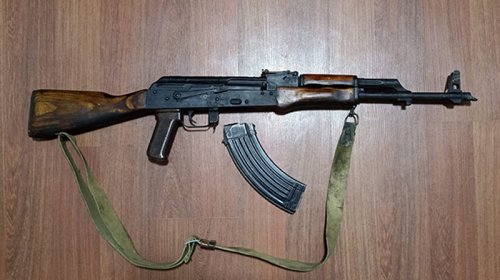 Qanunsuz saxlanılan 4 avtomat, 14 tüfəng aşkar edildi