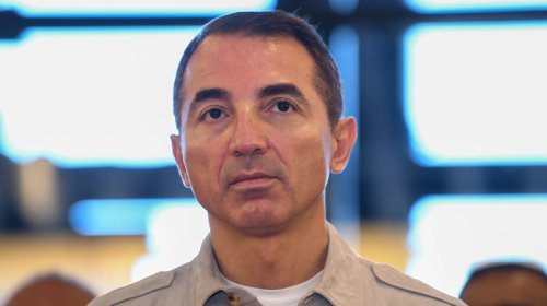 İş adamı Adnan Əhmədzadənin həbs müddəti uzadıldı