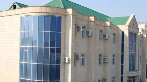 
Qaradağda yol verdikləri nöqsanlara görə 4 məmura xəbərdarlıq edildi