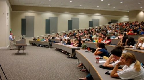 Universitetlərlə bağlı gözlənilən qərar: Tələbə ancaq tələbəni görəcək?