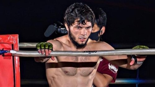 Tofiq Musayev UFC-də ilk qələbəsini qazanıb