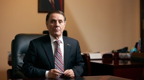 Novruz Məmmədov ADU-dakı işindən çıxdı