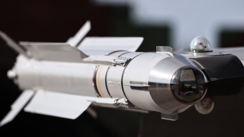 "Politico": Fransa müharibə iqtisadiyyatına hazırlaşır