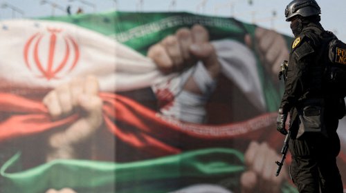 WSJ: İran milyonlarla insanı, o cümlədən uşaqları hərbi xidmətə hazırlayır