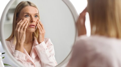 Həkimdən üz gimnastikasının təhlükəsi barədə xəbərdarlıq