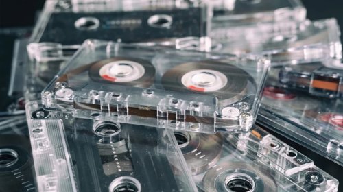 Kasetlərin gözlənilməz geri dönüşü: Niyə yenidən onlara müraciət edirik?