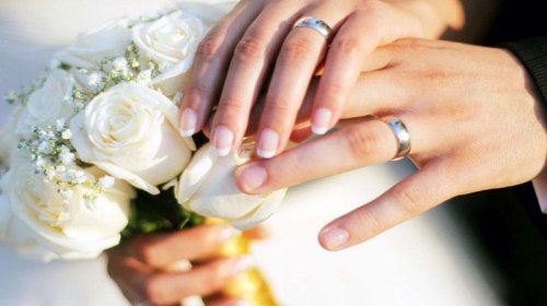 Qohum evlilikləri: Qanun var, amma ənənələr qalır