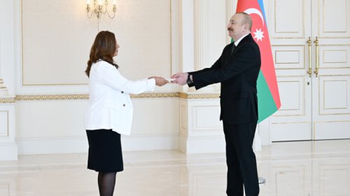 İlham Əliyev yeni səfirləri qəbul etdi - YENİLƏNİB
