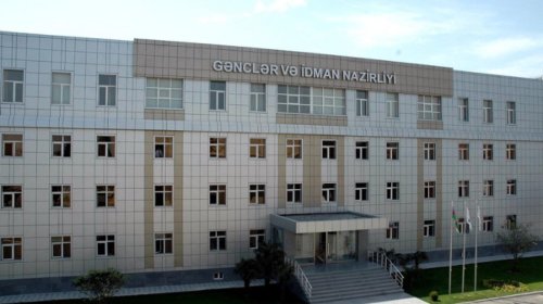 Nazirliyə məxsus avtmobil bu qiymətə satıldı