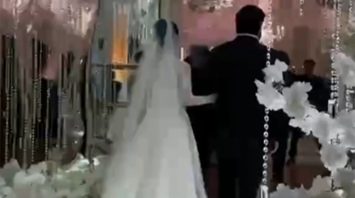 Bakıda iş adamı oğluna dəbdəbəli toy etdi - VİDEO