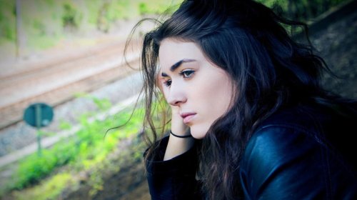 Psixoloqlar: Heç vaxt kömək istəməyən insanlar xoşagəlməz bir sirri gizlədirlər