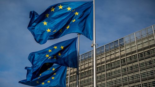 AK Ukraynaya kreditin maliyyələşdirilməsi üçün borclanmaya başladı