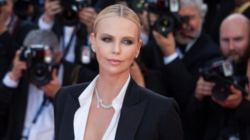 Şarliz Teron: "Artıq kiminləsə bir evdə yaşaya bilməyəcəyəm"