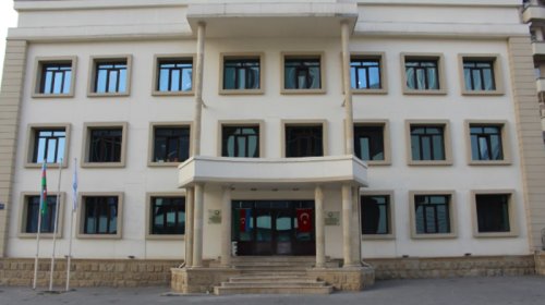 Palatada bir neçə şöbə ləğv edildi, yeni idarə yaradıldı