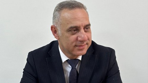 
Nazir onu rəis müavini təyin etdi