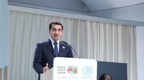 Hikmət Hacıyev: Azərbaycan 300 min məcburi köçkünü mənzillə təmin edib